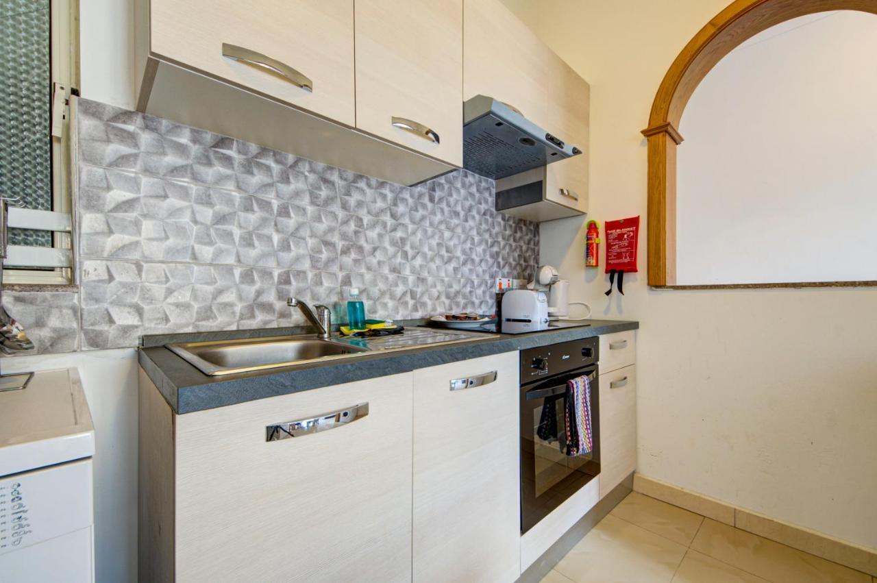 Don Rua Court 3 Bedroom Apartments By Shortletsmalta Sliema Esterno foto