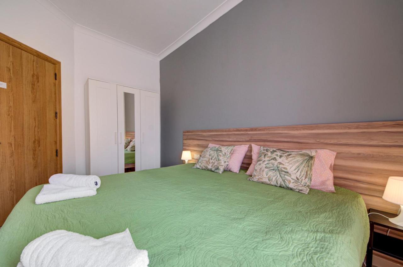 Don Rua Court 3 Bedroom Apartments By Shortletsmalta Sliema Esterno foto