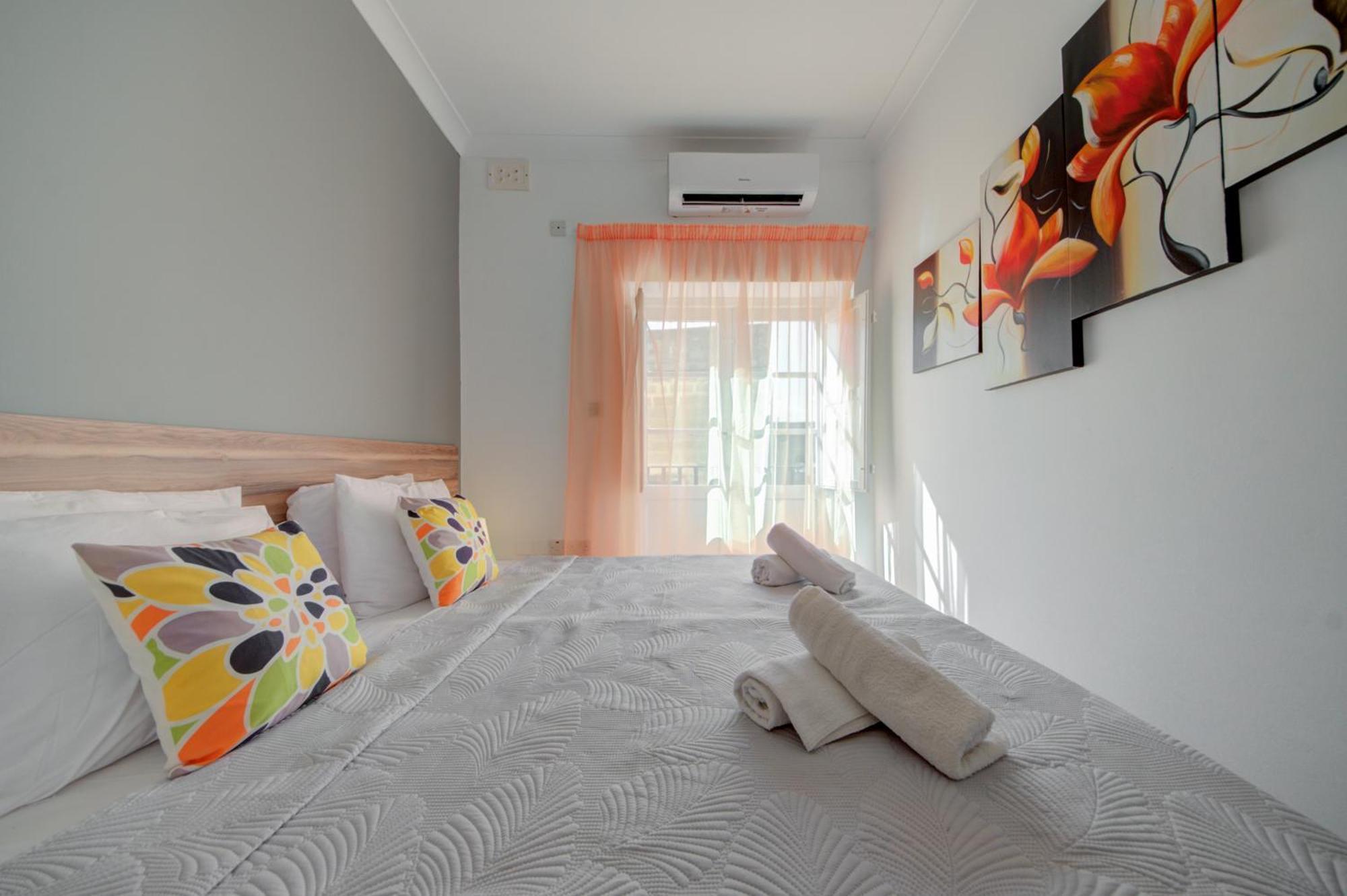 Don Rua Court 3 Bedroom Apartments By Shortletsmalta Sliema Esterno foto